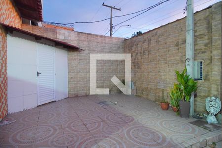 Área Externa de casa à venda com 3 quartos, 240m² em Sarandi, Porto Alegre