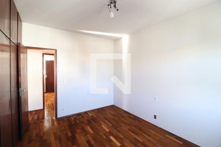 Quarto 2 de apartamento para alugar com 4 quartos, 179m² em Saraiva, Uberlândia