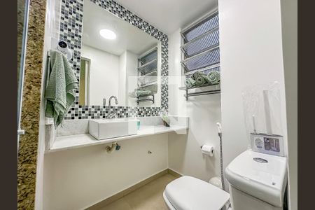 Banheiro de kitnet/studio à venda com 1 quarto, 25m² em Centro, Rio de Janeiro