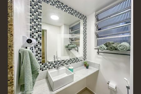 Banheiro de kitnet/studio à venda com 1 quarto, 25m² em Centro, Rio de Janeiro