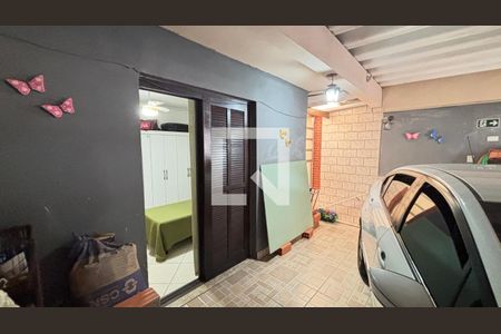 Garagem de casa à venda com 3 quartos, 194m² em Jardim das Maravilhas, Santo André