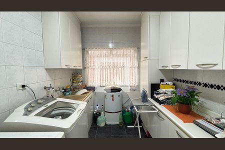 Área de Serviço de casa à venda com 3 quartos, 194m² em Jardim das Maravilhas, Santo André