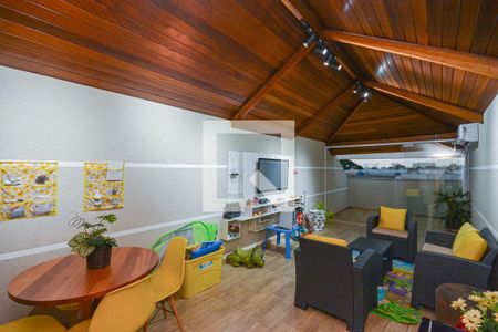 Sótão de casa à venda com 3 quartos, 140m² em Jardim Sabara, São Paulo