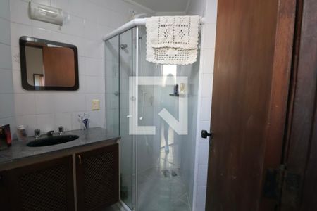 Banheiro Suíte de apartamento para alugar com 2 quartos, 84m² em Jardim Tejereba, Guarujá