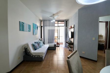 Sala de apartamento para alugar com 2 quartos, 84m² em Jardim Tejereba, Guarujá