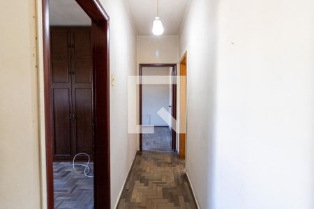 Corredor de apartamento à venda com 2 quartos, 72m² em Glória, Porto Alegre