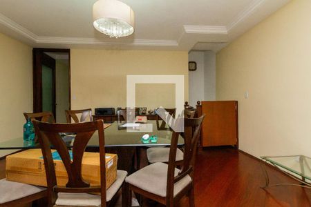 Sala de casa à venda com 3 quartos, 140m² em Chácara Seis de Outubro, São Paulo