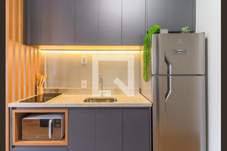 Cozinha de kitnet/studio à venda com 1 quarto, 24m² em Campo Belo, São Paulo