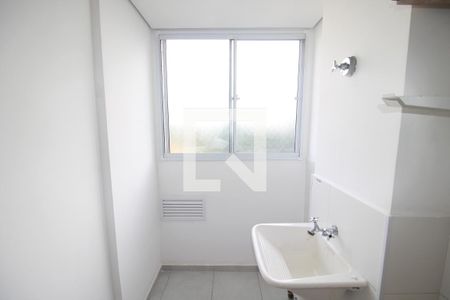 Sala / Cozinha de apartamento para alugar com 2 quartos, 38m² em Vila Santa Maria, São Paulo