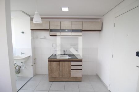 Sala / Cozinha de apartamento para alugar com 2 quartos, 38m² em Vila Santa Maria, São Paulo