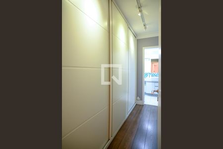 Closet Suite de apartamento à venda com 3 quartos, 120m² em Bosque da Saúde, São Paulo