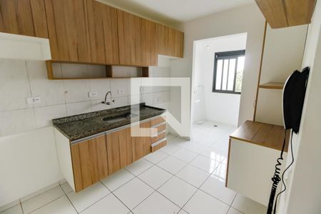 Cozinha - Armários de apartamento para alugar com 2 quartos, 65m² em Jardim Maria Rosa, Taboão da Serra