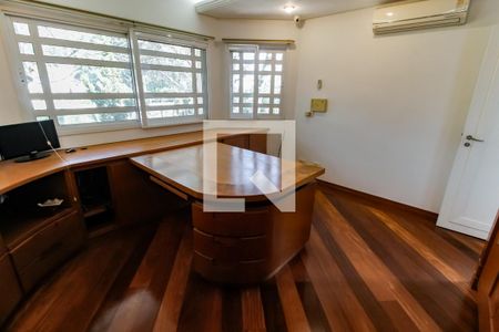 Escritório de casa de condomínio à venda com 5 quartos, 1100m² em Residencial Morumbi, São Paulo