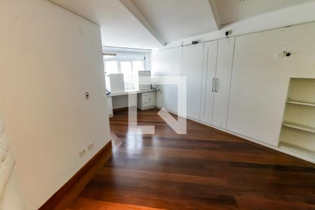 Suíte 3 de casa de condomínio à venda com 5 quartos, 1100m² em Residencial Morumbi, São Paulo