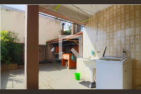 Casa à venda com 3 quartos, 210m² em Campo Belo, São Paulo