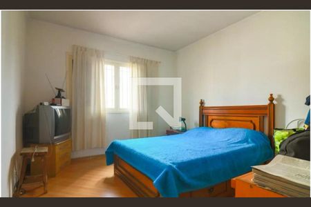 Casa à venda com 3 quartos, 210m² em Campo Belo, São Paulo