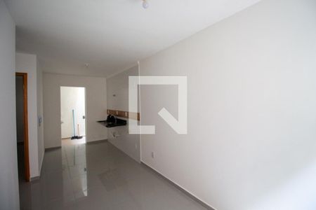 Sala de casa de condomínio para alugar com 2 quartos, 42m² em Parada Xv de Novembro, São Paulo
