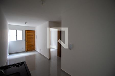 Cozinha de casa de condomínio para alugar com 2 quartos, 42m² em Parada Xv de Novembro, São Paulo
