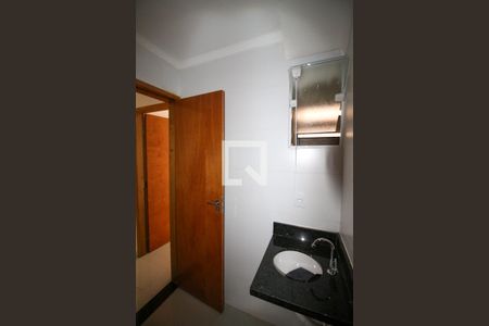 Banheiro Social de casa de condomínio para alugar com 2 quartos, 42m² em Parada Xv de Novembro, São Paulo