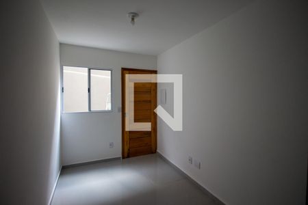Sala de casa de condomínio para alugar com 2 quartos, 42m² em Parada Xv de Novembro, São Paulo