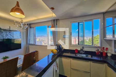 Cozinha de apartamento à venda com 3 quartos, 184m² em Monsenhor Messias, Belo Horizonte