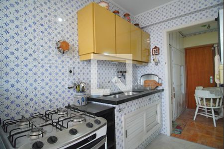 Cozinha de apartamento à venda com 3 quartos, 122m² em Auxiliadora, Porto Alegre