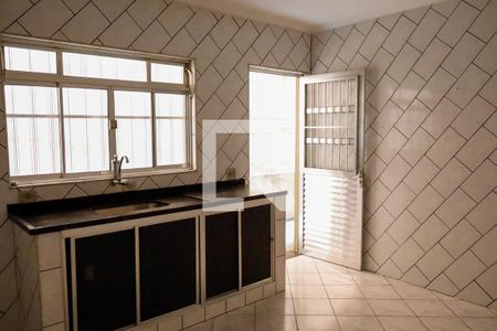 Cozinha de casa à venda com 5 quartos, 139m² em Pestana, Osasco