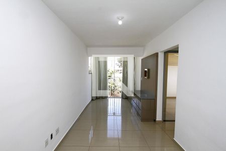 Sala de apartamento para alugar com 2 quartos, 47m² em João Pinheiro, Belo Horizonte
