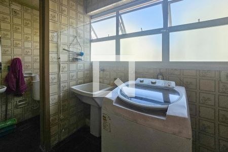 Área de serviço de apartamento para alugar com 3 quartos, 190m² em Barra Funda, Guarujá