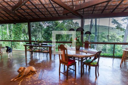 Varanda da Sala de casa de condomínio à venda com 6 quartos, 420m² em Arvoredo, Nova Lima