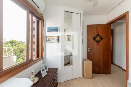 Apartamento à venda com 2 quartos, 147m² em Santo Antônio, Porto Alegre