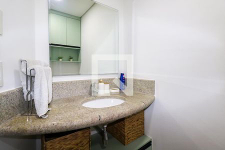 Banheiro de kitnet/studio para alugar com 1 quarto, 20m² em Santa Paula, São Caetano do Sul