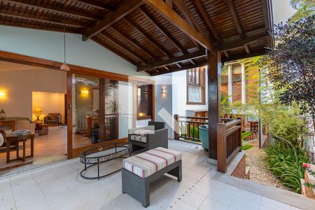 Jardim de casa de condomínio à venda com 4 quartos, 447m² em Parque Jatibaia (sousas), Campinas