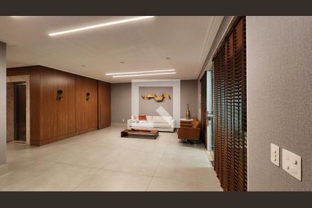 Hall de entrada de apartamento para alugar com 4 quartos, 201m² em Embaré, Santos
