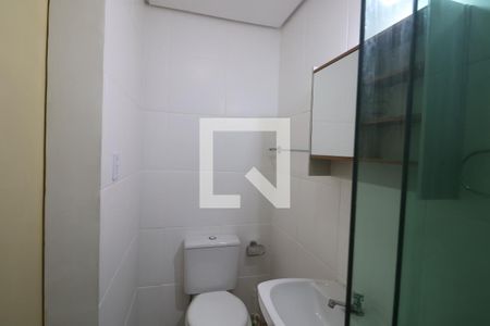 Banheiro de apartamento à venda com 2 quartos, 58m² em Marechal Rondon, Canoas