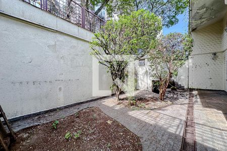 Área comum de casa à venda com 3 quartos, 400m² em Jardim Analia Franco, São Paulo