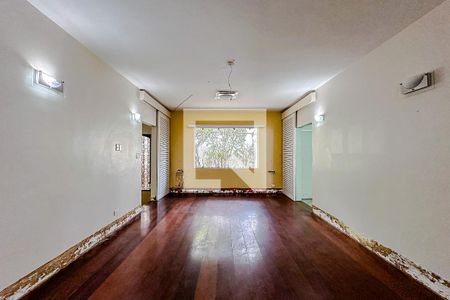 Sala de casa para alugar com 3 quartos, 400m² em Jardim Analia Franco, São Paulo