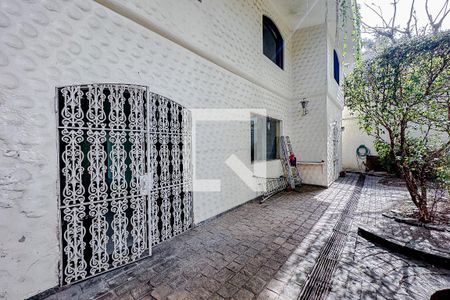 Área comum de casa à venda com 3 quartos, 400m² em Jardim Analia Franco, São Paulo