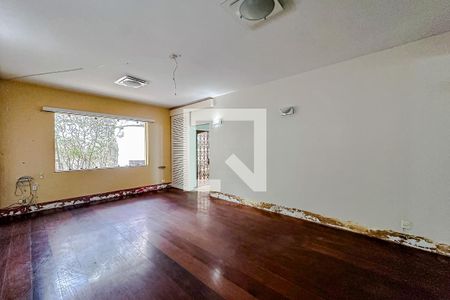 Sala de casa para alugar com 3 quartos, 400m² em Jardim Analia Franco, São Paulo