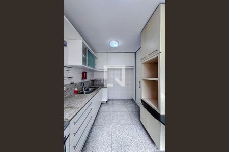 Cozinha de casa à venda com 3 quartos, 400m² em Jardim Analia Franco, São Paulo