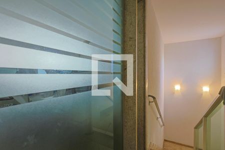 Corredor de casa à venda com 4 quartos, 292m² em Cidade Nova, Belo Horizonte