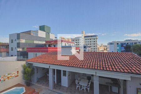 Vista Suíte 1 de casa à venda com 4 quartos, 292m² em Cidade Nova, Belo Horizonte