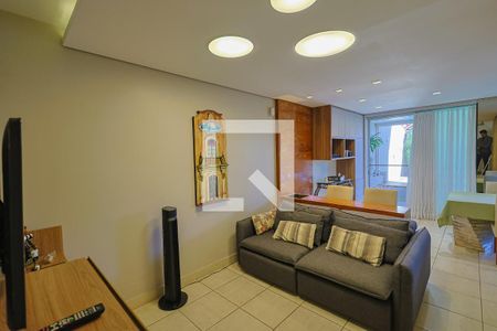 Sala de casa à venda com 4 quartos, 292m² em Cidade Nova, Belo Horizonte