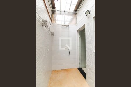 Área de Serviço de casa de condomínio à venda com 2 quartos, 72m² em Vila Carmosina, São Paulo