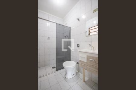 Banheiro de casa para alugar com 1 quarto, 55m² em Helena Maria, Osasco