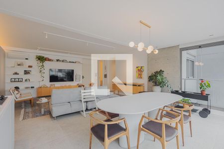 Sala de apartamento à venda com 3 quartos, 124m² em Jardim Paulistano, São Paulo