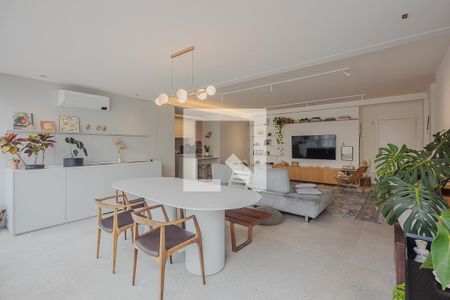 Sala de apartamento à venda com 3 quartos, 124m² em Jardim Paulistano, São Paulo