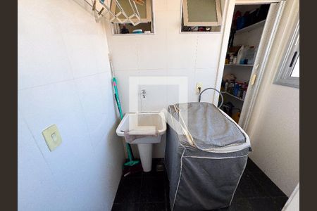 Área de Serviço de apartamento à venda com 3 quartos, 180m² em Eldorado, Contagem