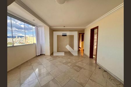 Sala de apartamento à venda com 4 quartos, 205m² em Padre Eustáquio, Belo Horizonte