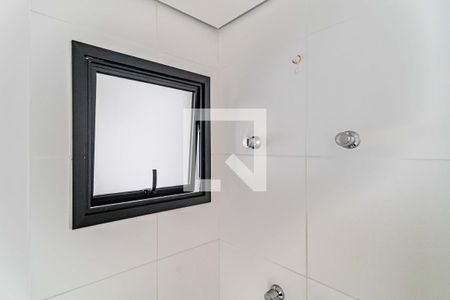 Banheiro de apartamento à venda com 1 quarto, 35m² em Vila Sonia, São Paulo